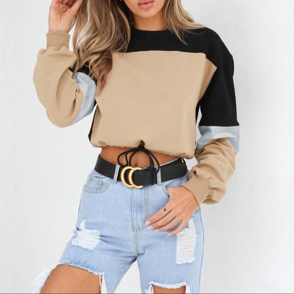 justlikefriday Tops - 😘Take It Easy Black Beige Crew Neck Top